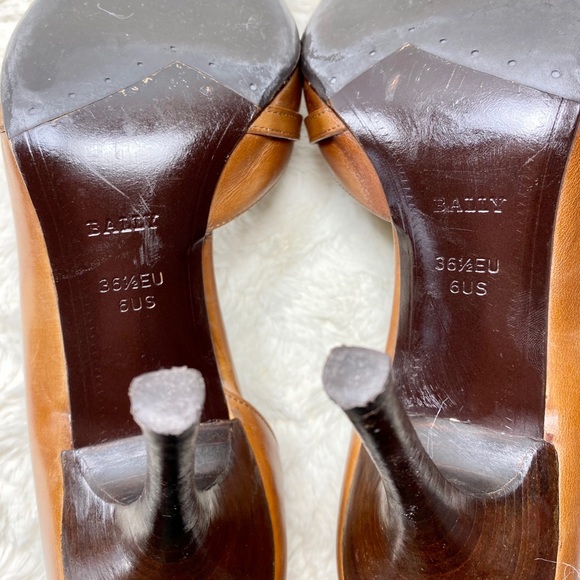Bally Tan Leather Stilettos w/Decorative Buckles - Picture 14 of 16